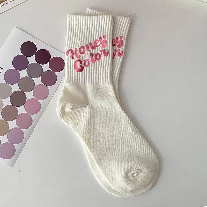Women's Cute Pink Heart Poly-Cotton Crew Socks