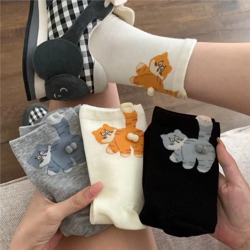 Women's Cute White Cartoon Cat Crew Socks