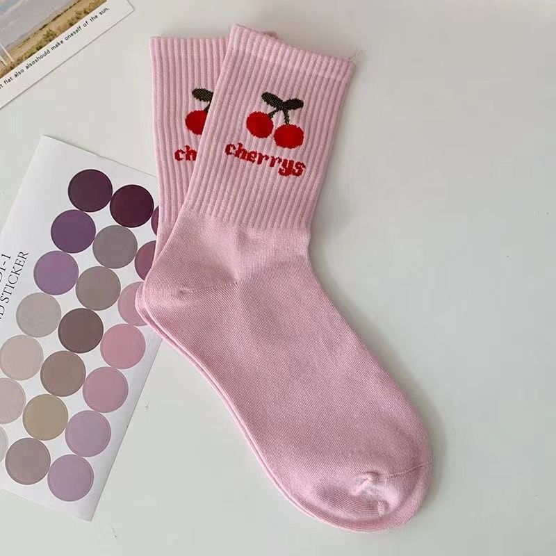 Women's Cute Pink Heart Poly-Cotton Crew Socks