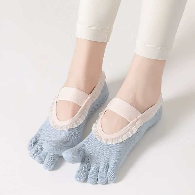 ZoraSocks Air Lace-Trim Five-Toe Pilates Grip Socks