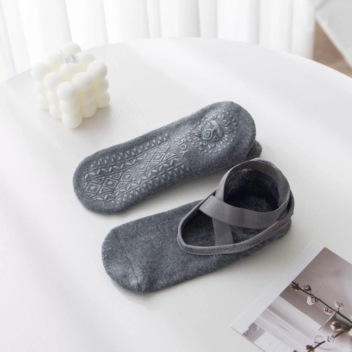 ZoraSocks Luna Cross-Strap Pilates Grip Socks